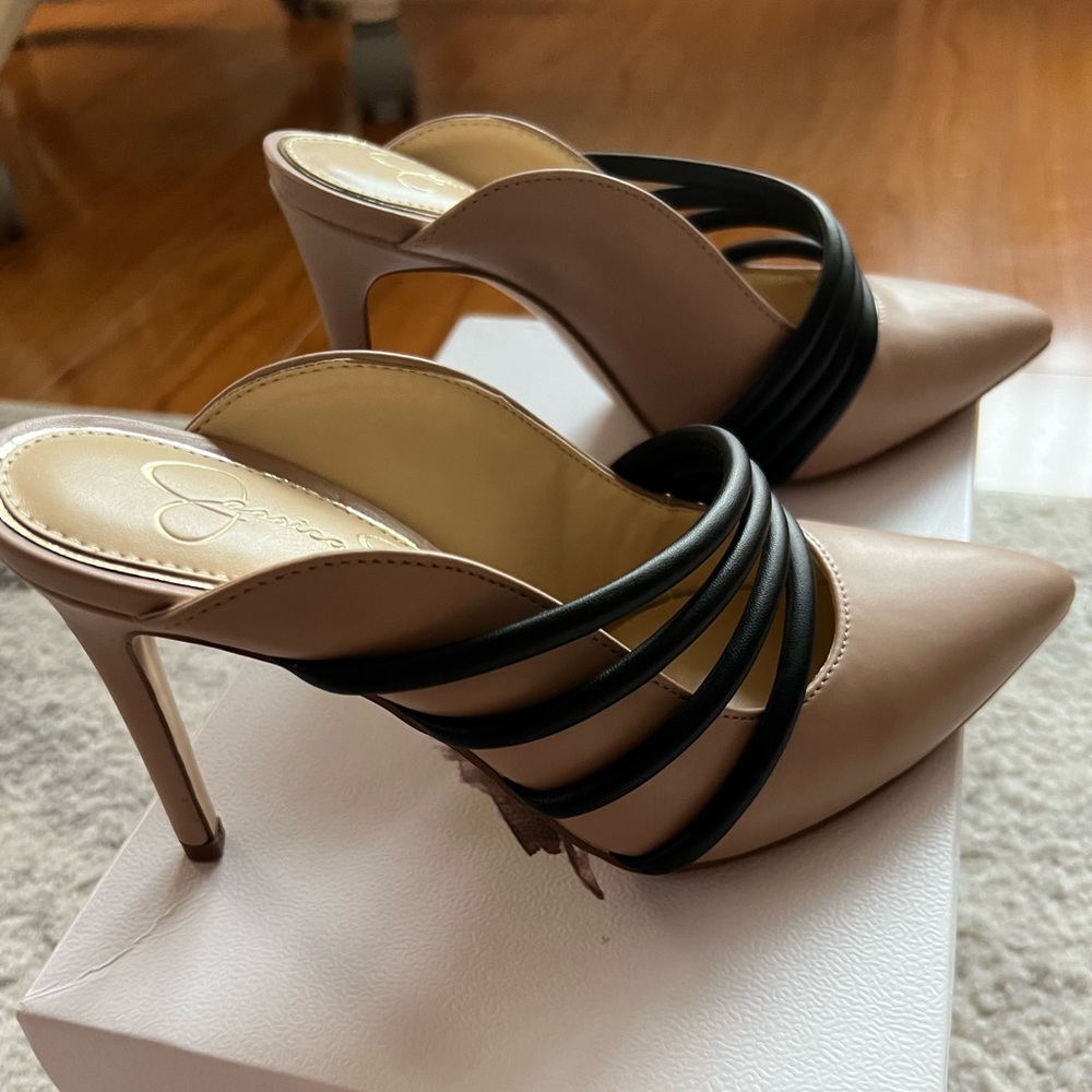 Barely worn , no creases, box included